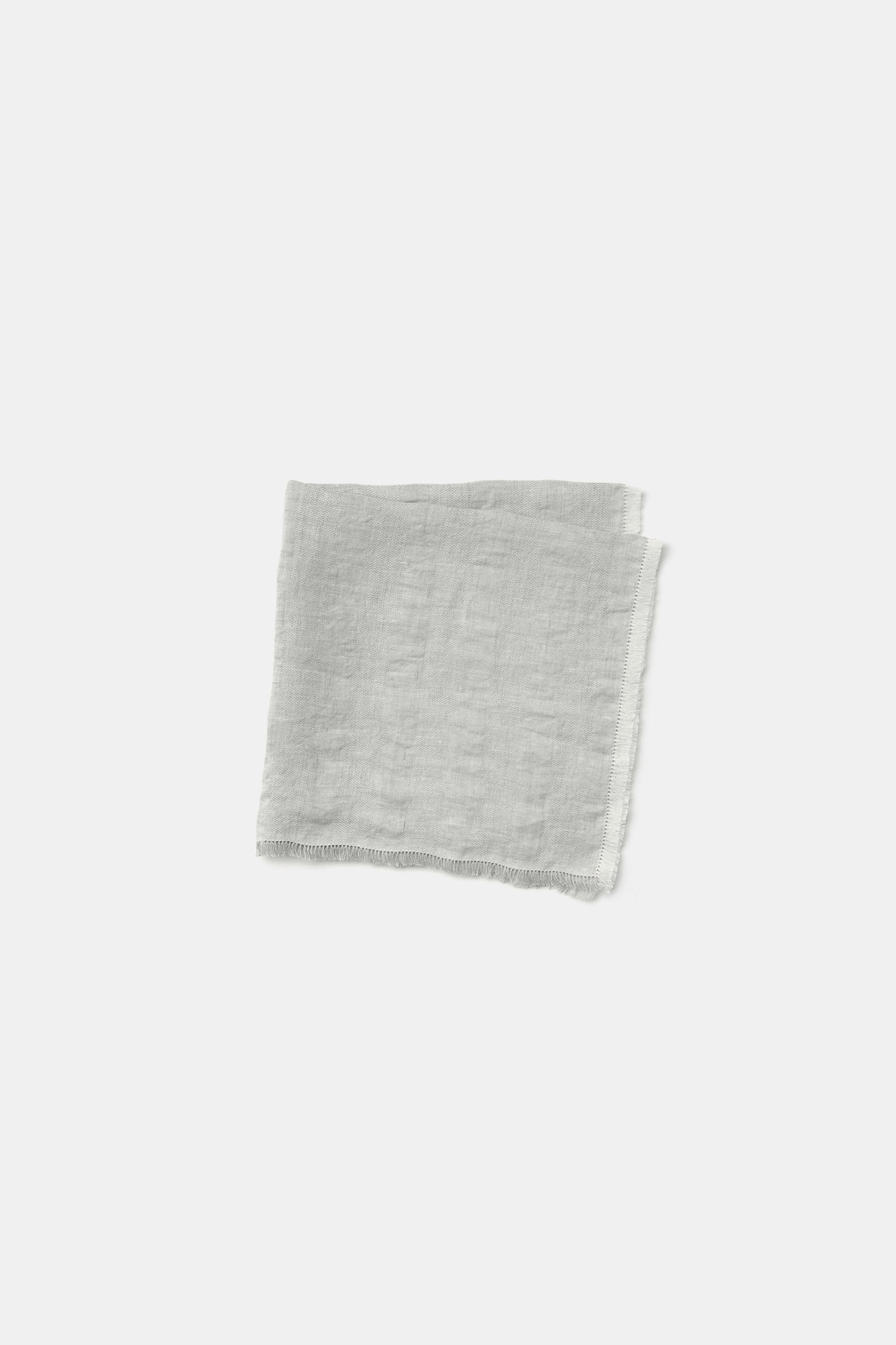 "Flora" napkin in Aria