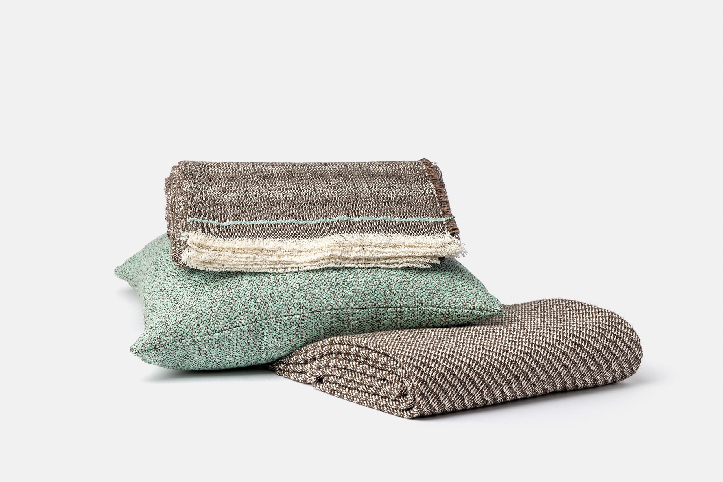 "Catenella" cushion in Acquamarina