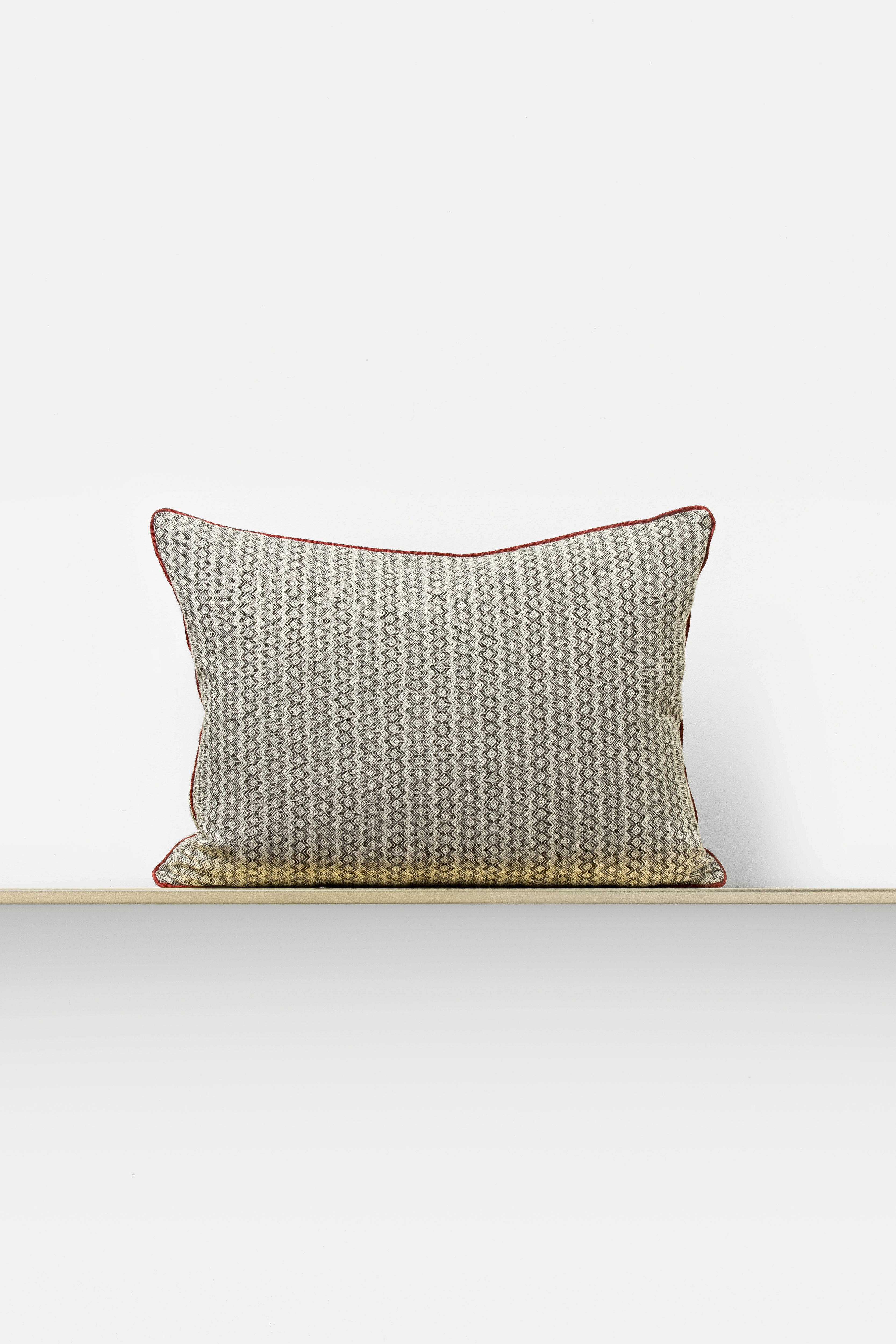 "F14" cushion in Black